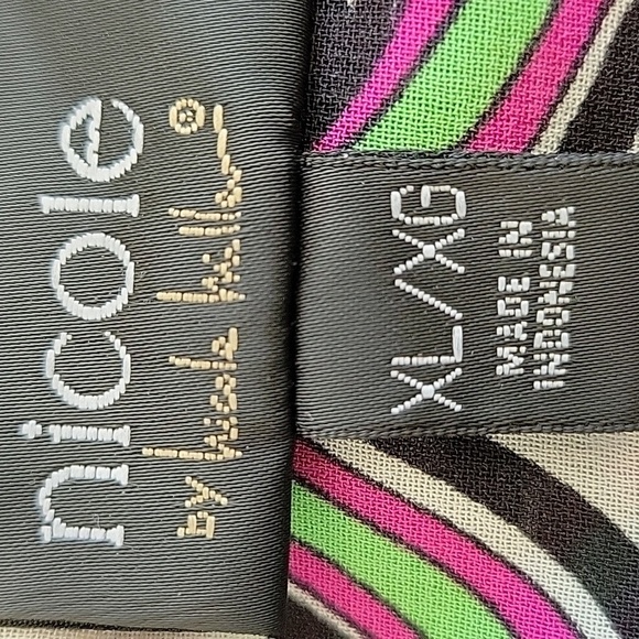 NICOLE by Nicole Miller xl flowy short sleeve blouse - Picture 5 of 6